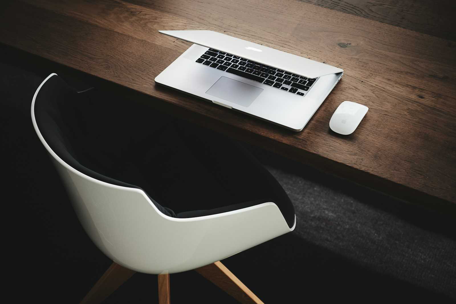 El futuro del empleo en América Latina: humanos e IA trabajando